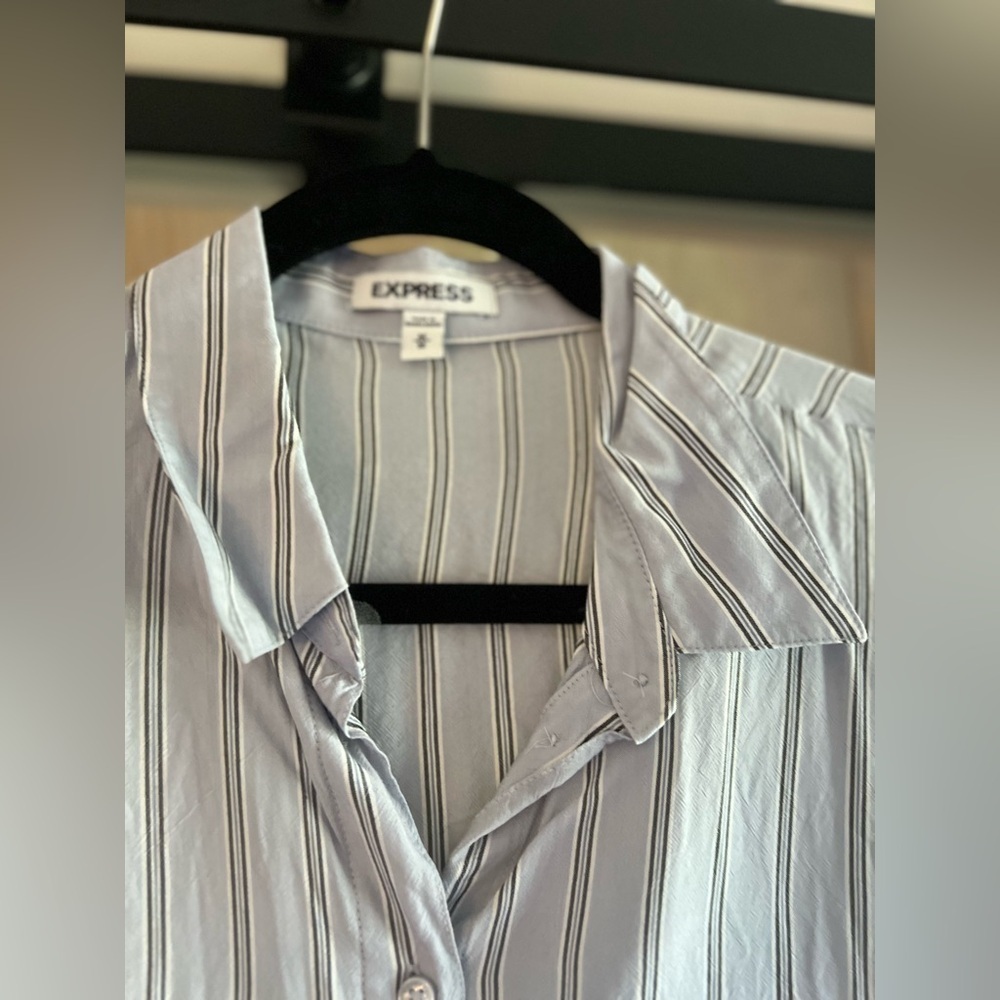 Express Striped Button Down - Picture 7 of 7
